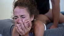 18 Yaşındaki Genç Afete Tecavüz Ediyorlar